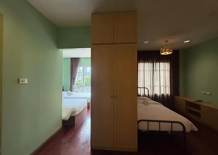 Greenview Ekkamai10 Suite